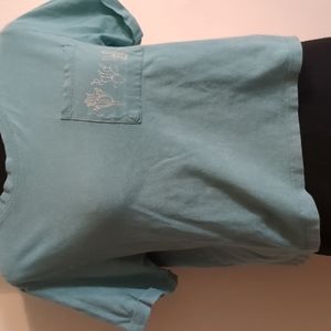 Vibe N pale green crop w/graphic on back. Women's XS, cute folded sleeves.